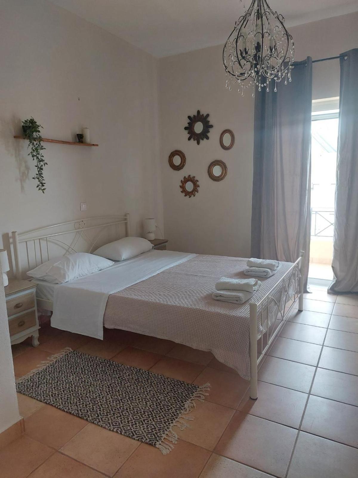 Foivos Seaside Apartments Agios Georgios  Room photo